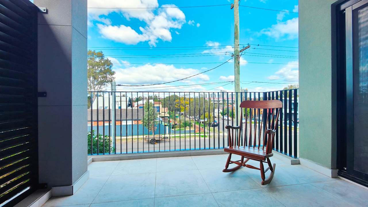 Furnished room with ensuite in a share house