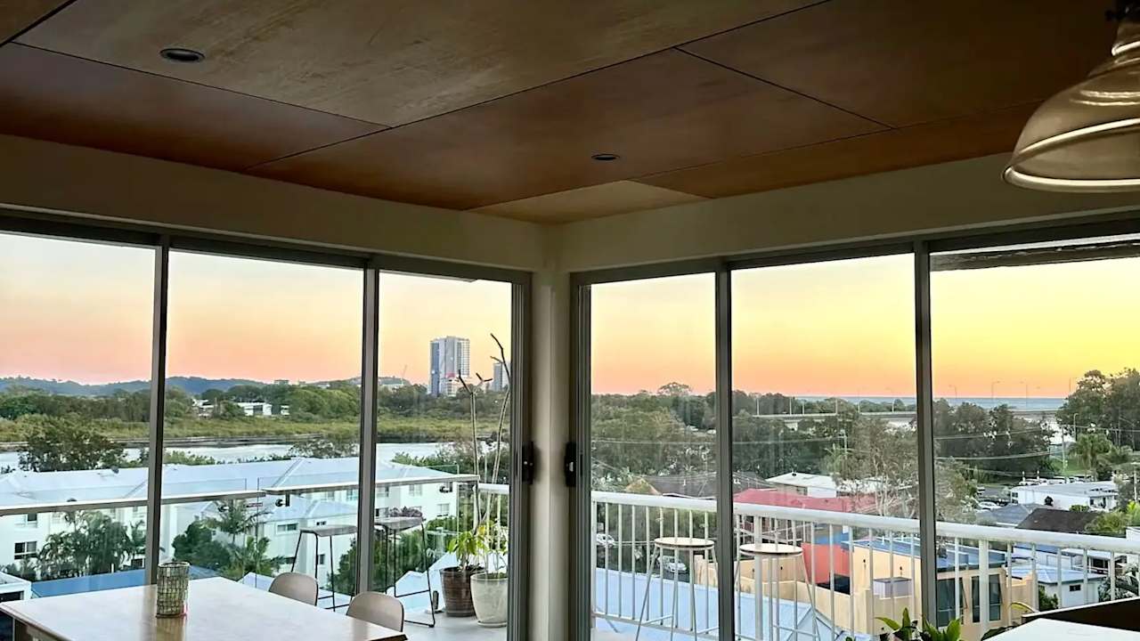 Unfurnished room in a flatshare