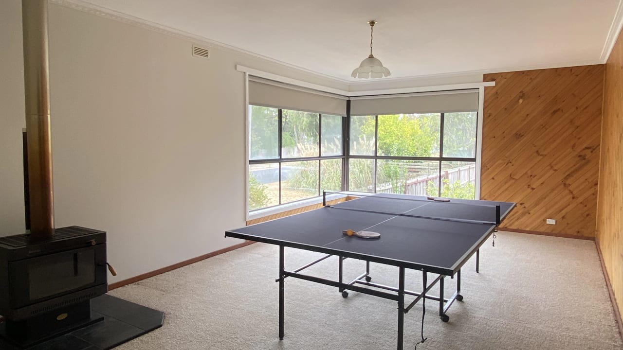 Unfurnished room in a share house