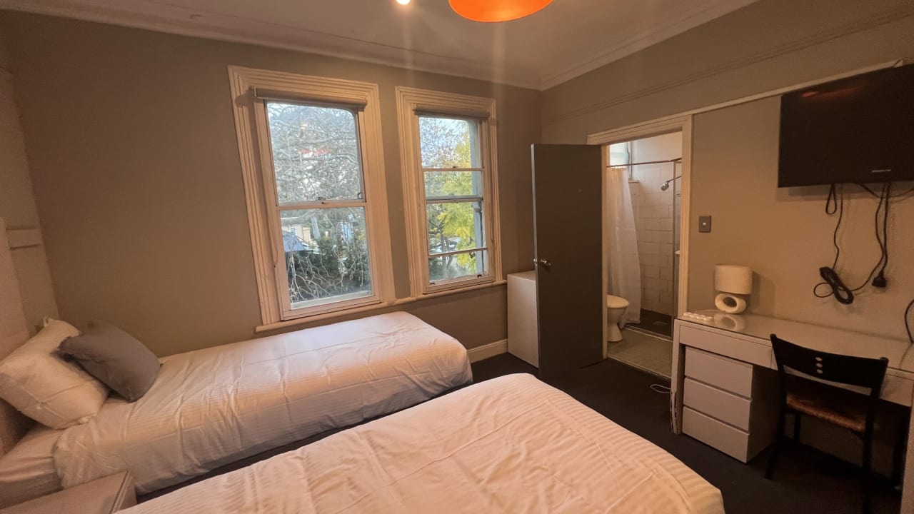 Furnished room studio flat for rent