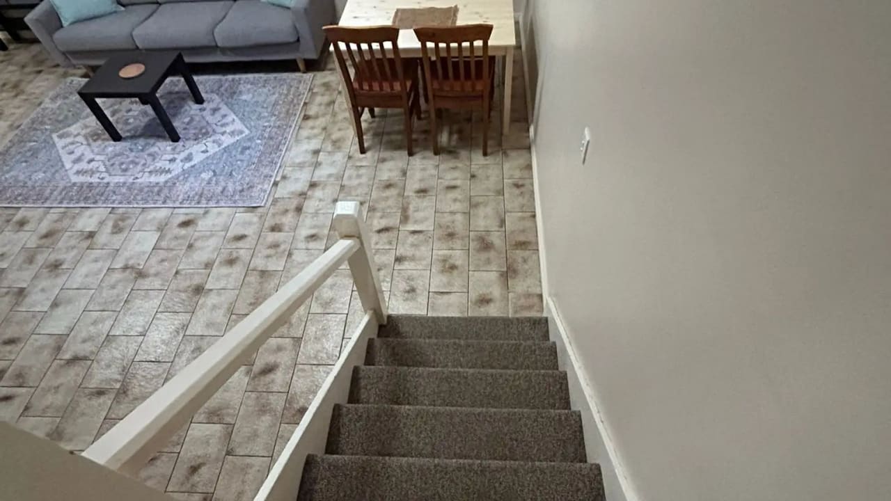Whole property with 2 rooms for rent