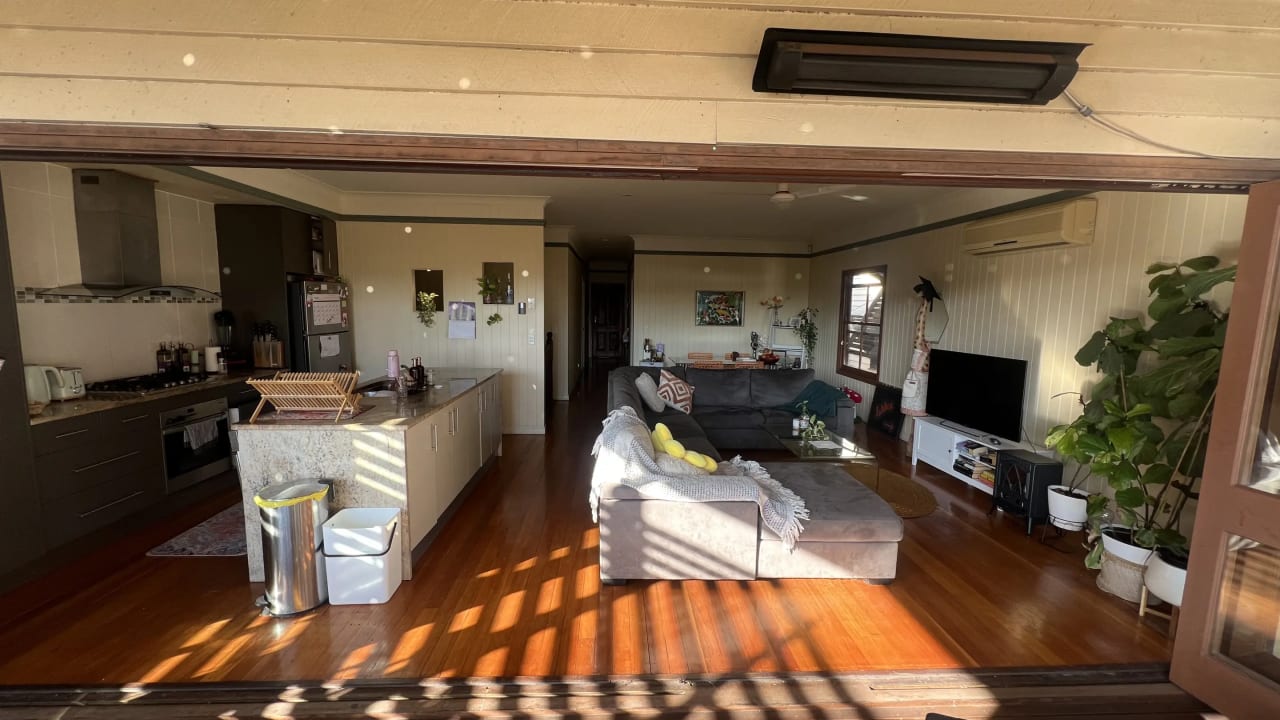 Unfurnished room in a share house