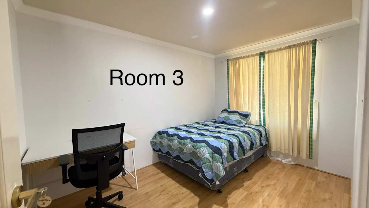 Furnished room in a share house