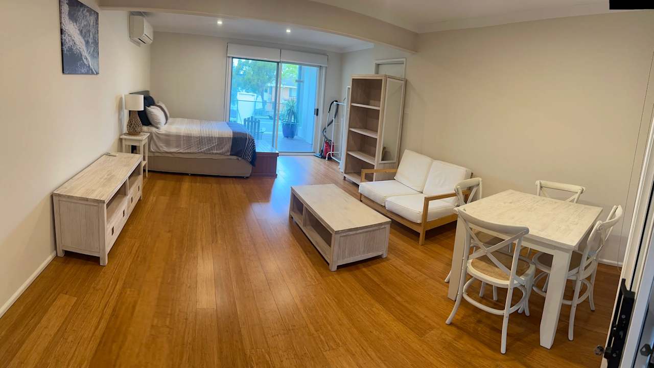 Furnished room studio flat for rent