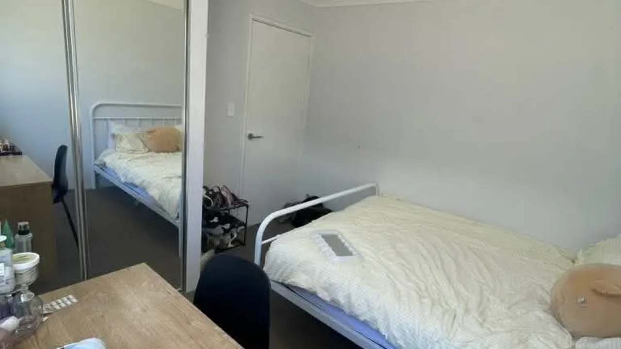 Unfurnished room in a share house
