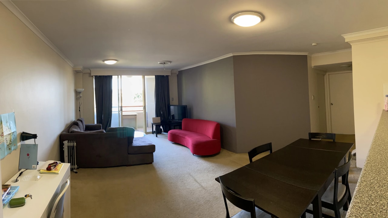 Furnished room with ensuite in a flatshare