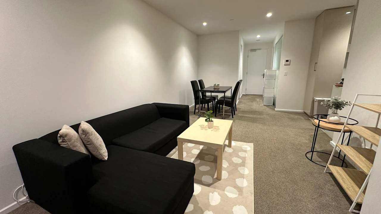 Furnished room in a flatshare