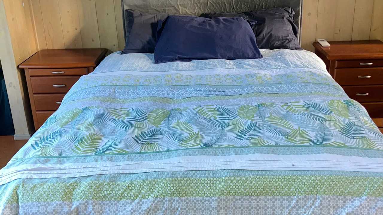 Furnished room studio flat for rent