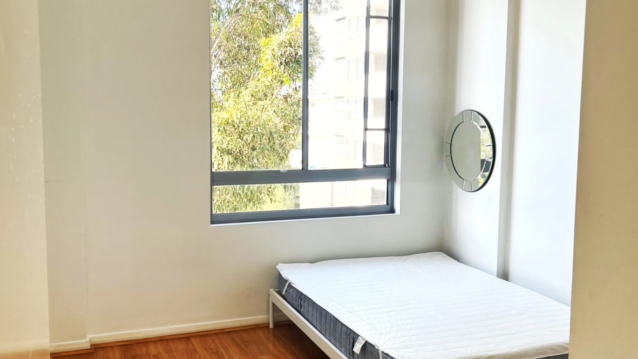 Furnished room with own bathroom