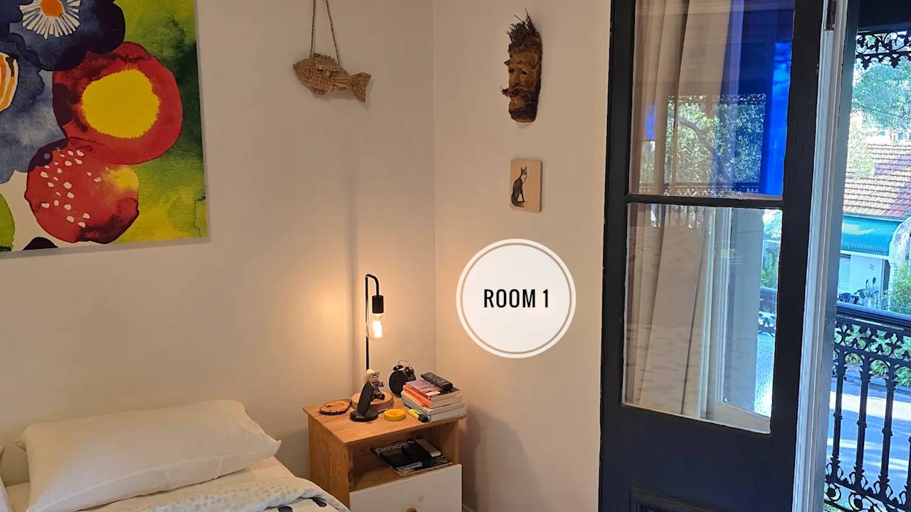 Furnished room in a share house