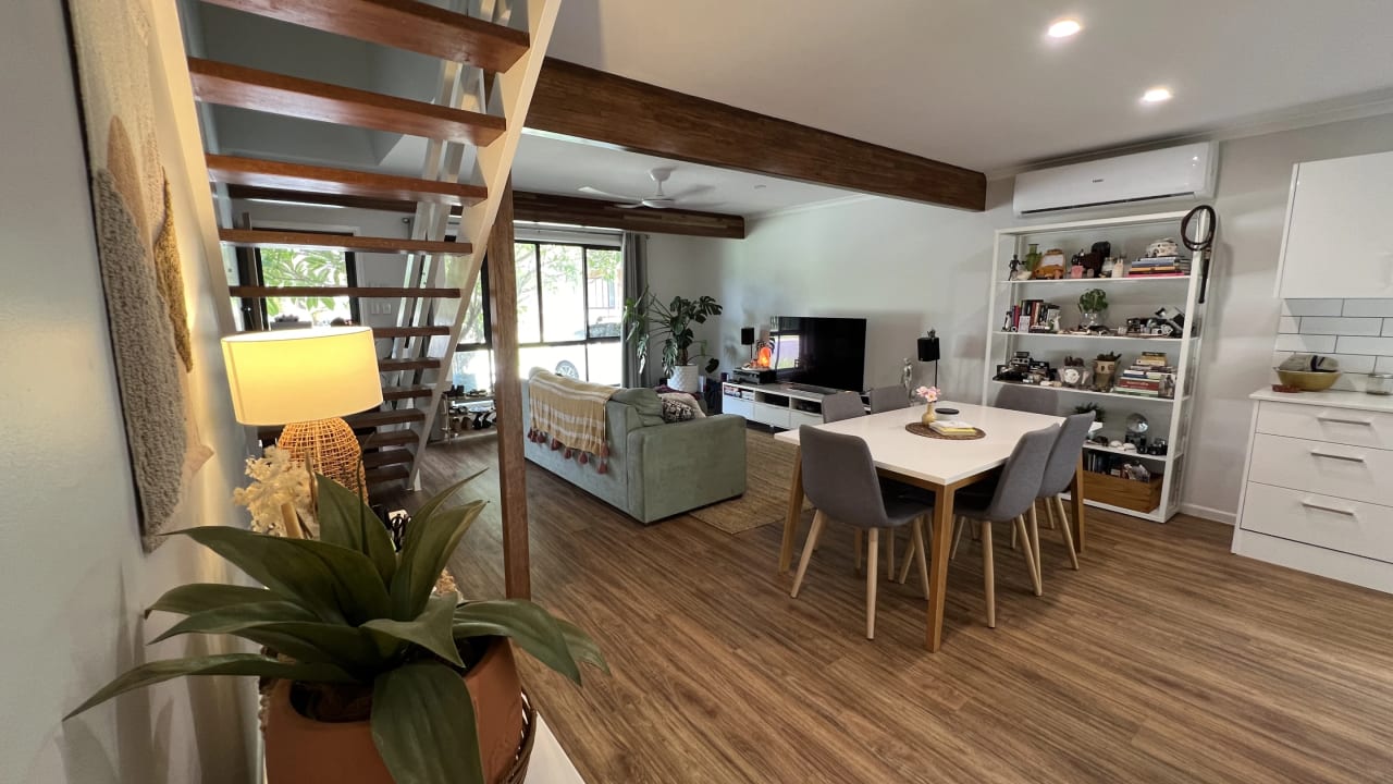 Whole property with 3 rooms for rent