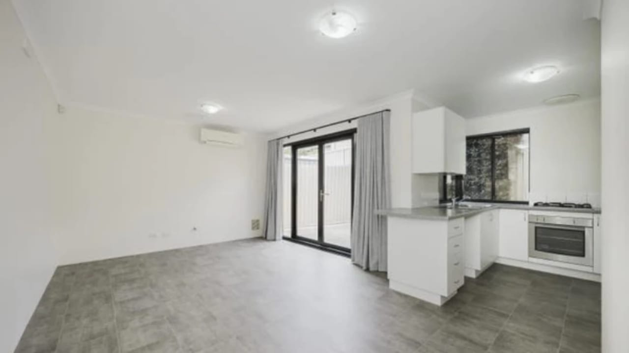 Unfurnished room in a share house