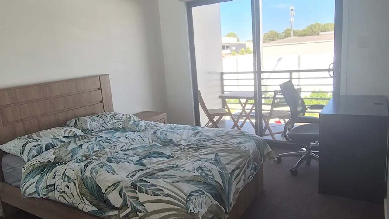 Furnished room with own bathroom