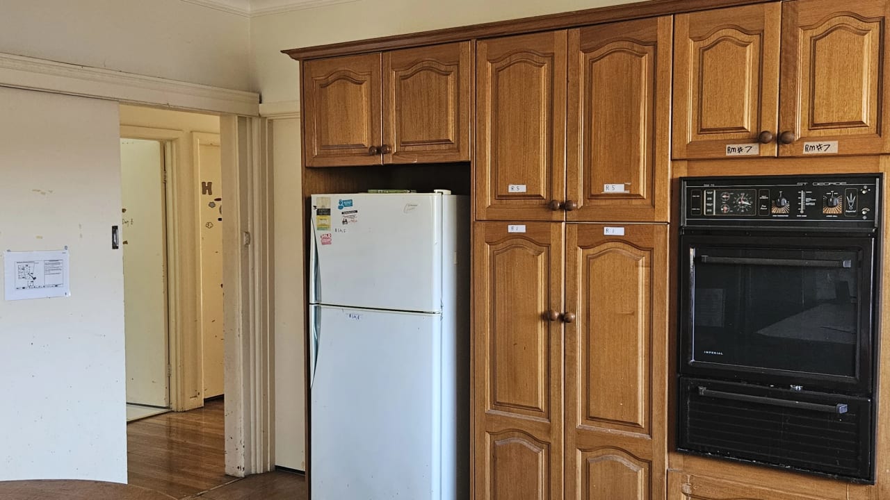 Furnished room in a share house