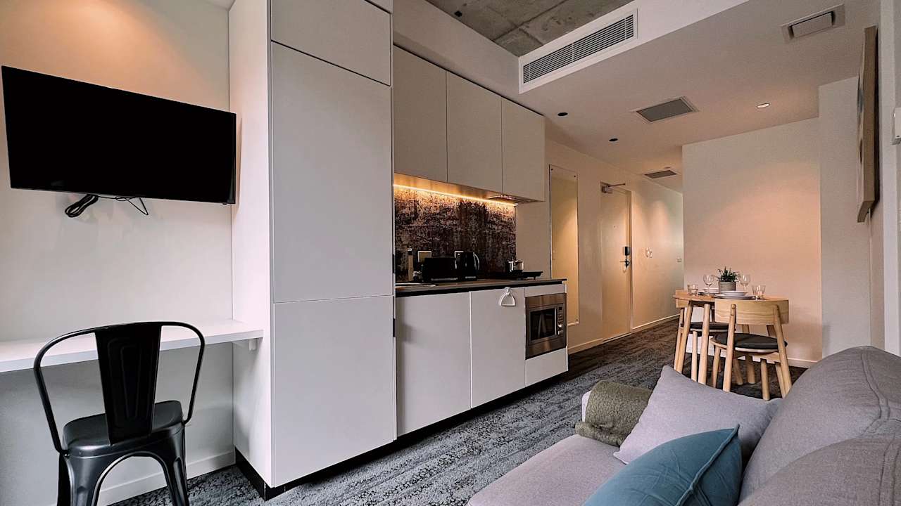 Furnished room studio flat for rent