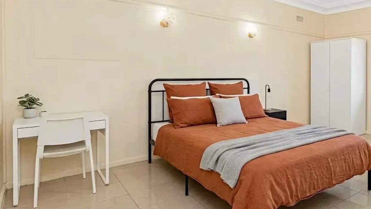 Whole property with 3 rooms for rent