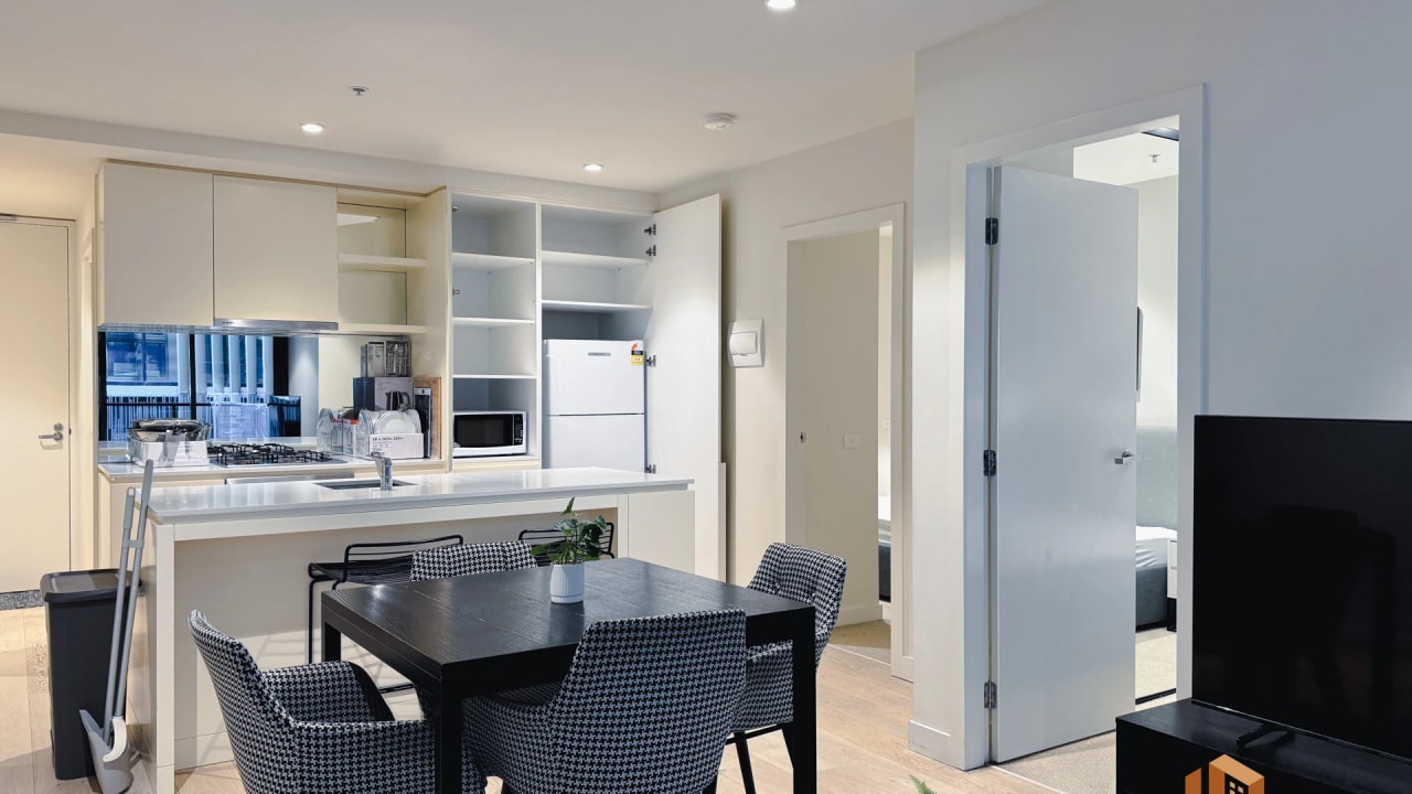 Furnished room with own bathroom