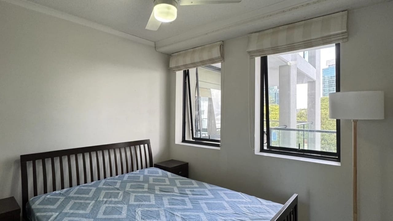 Furnished room in a flatshare