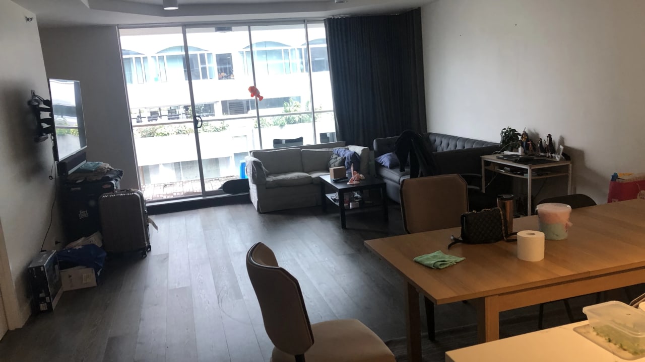 Furnished room in a flatshare