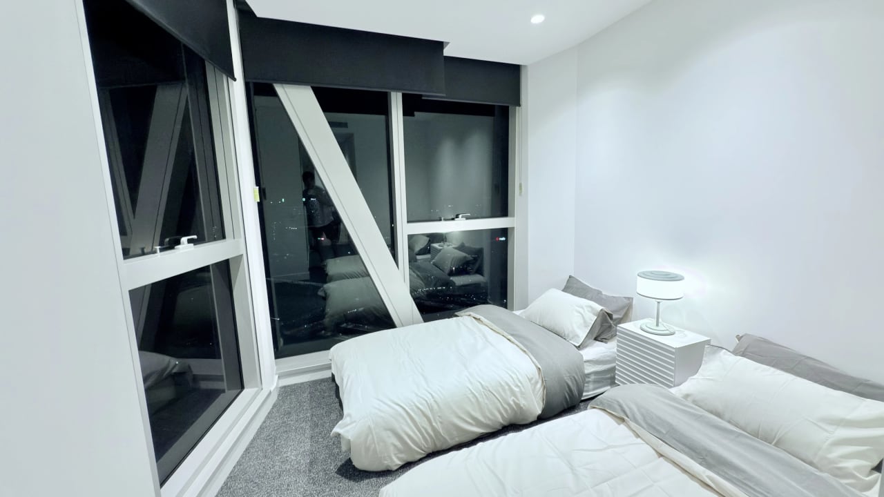 Furnished room with own bathroom