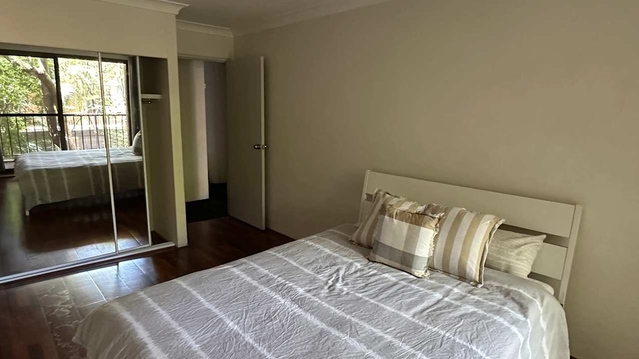 Furnished room in a flatshare