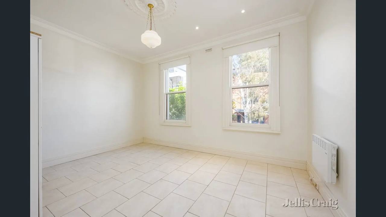 Unfurnished room in a share house