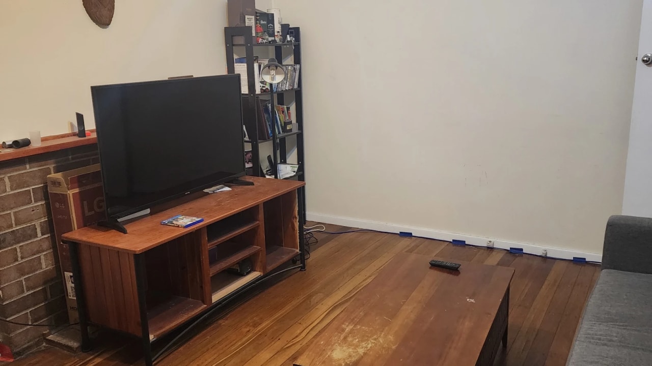 Room in a share house