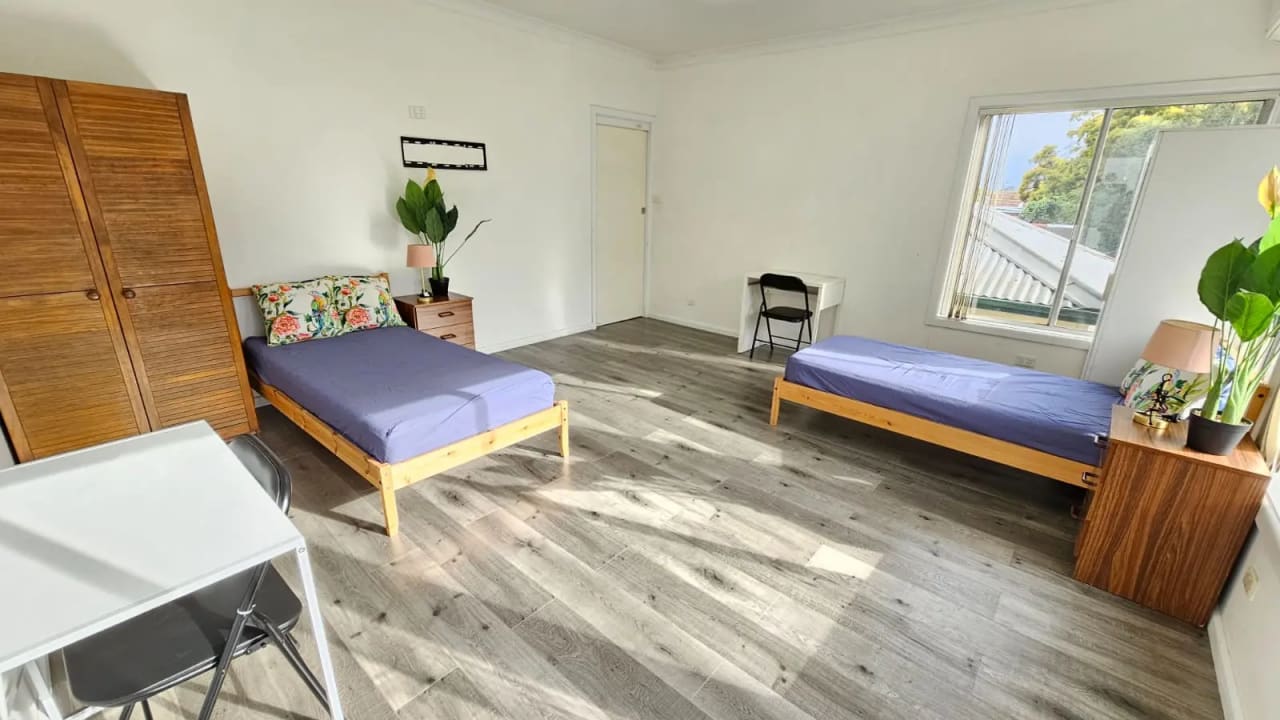 Furnished room in a share house
