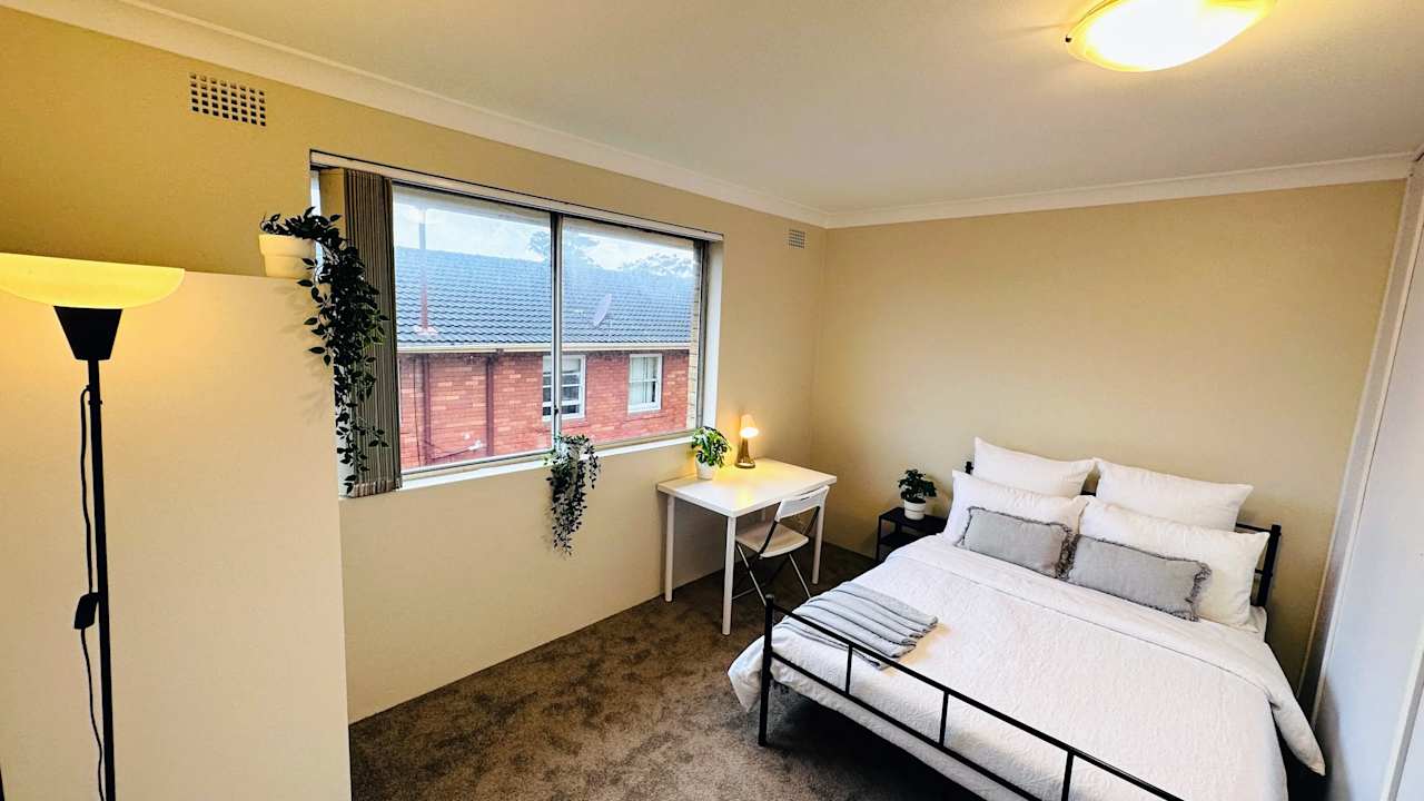 Furnished room in a share house