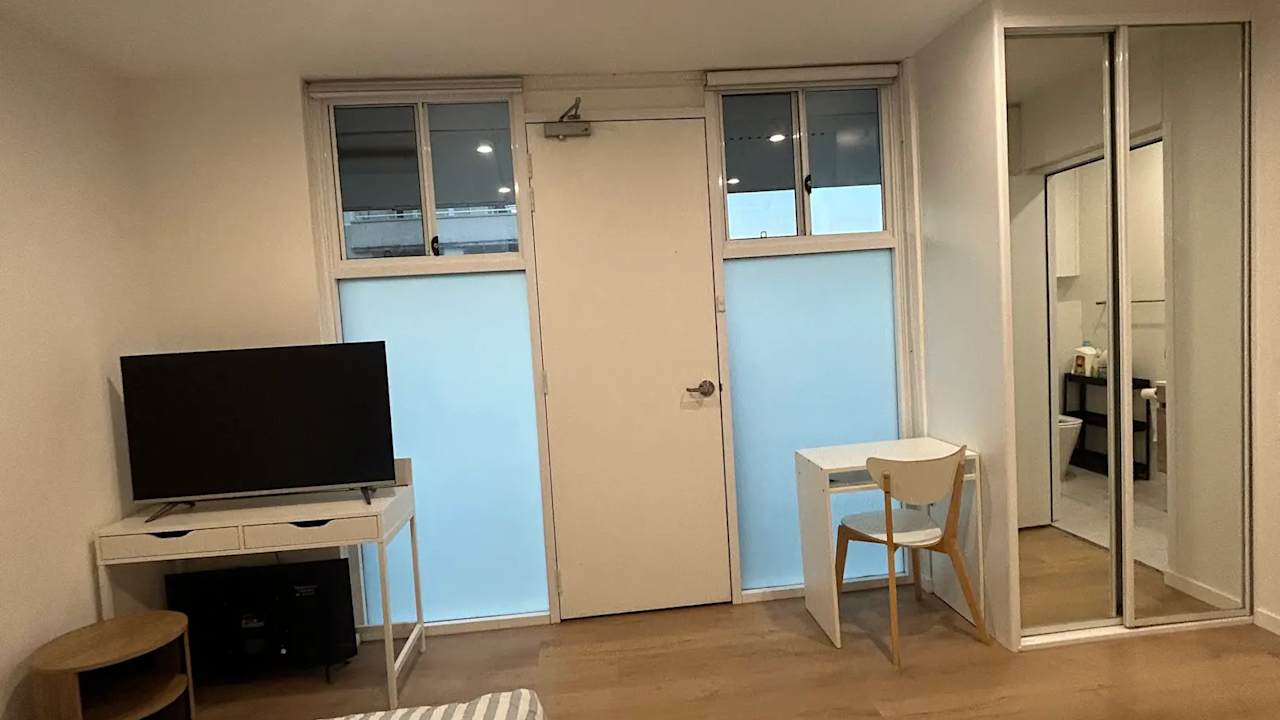 Furnished room studio flat for rent