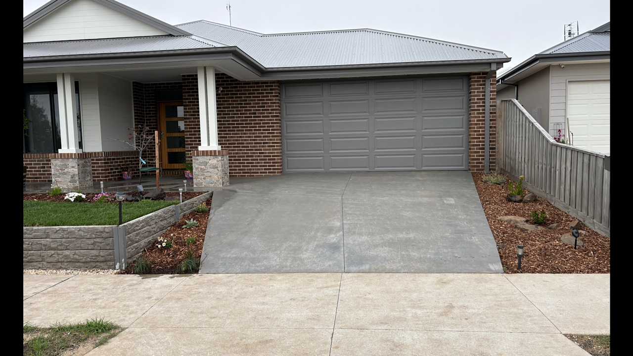 Room in a share house
