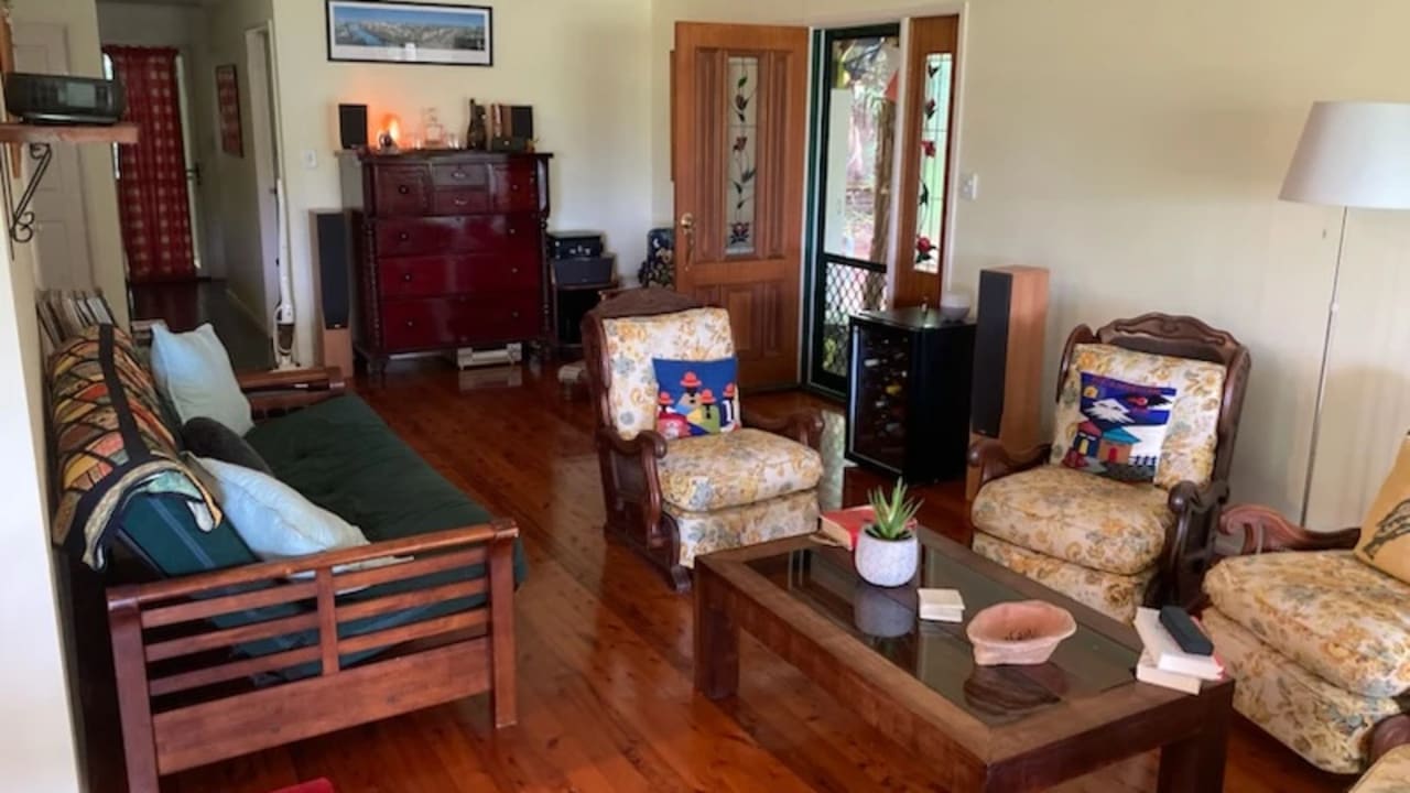 Furnished room in a share house
