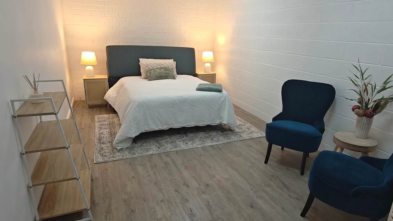 Room in a share house