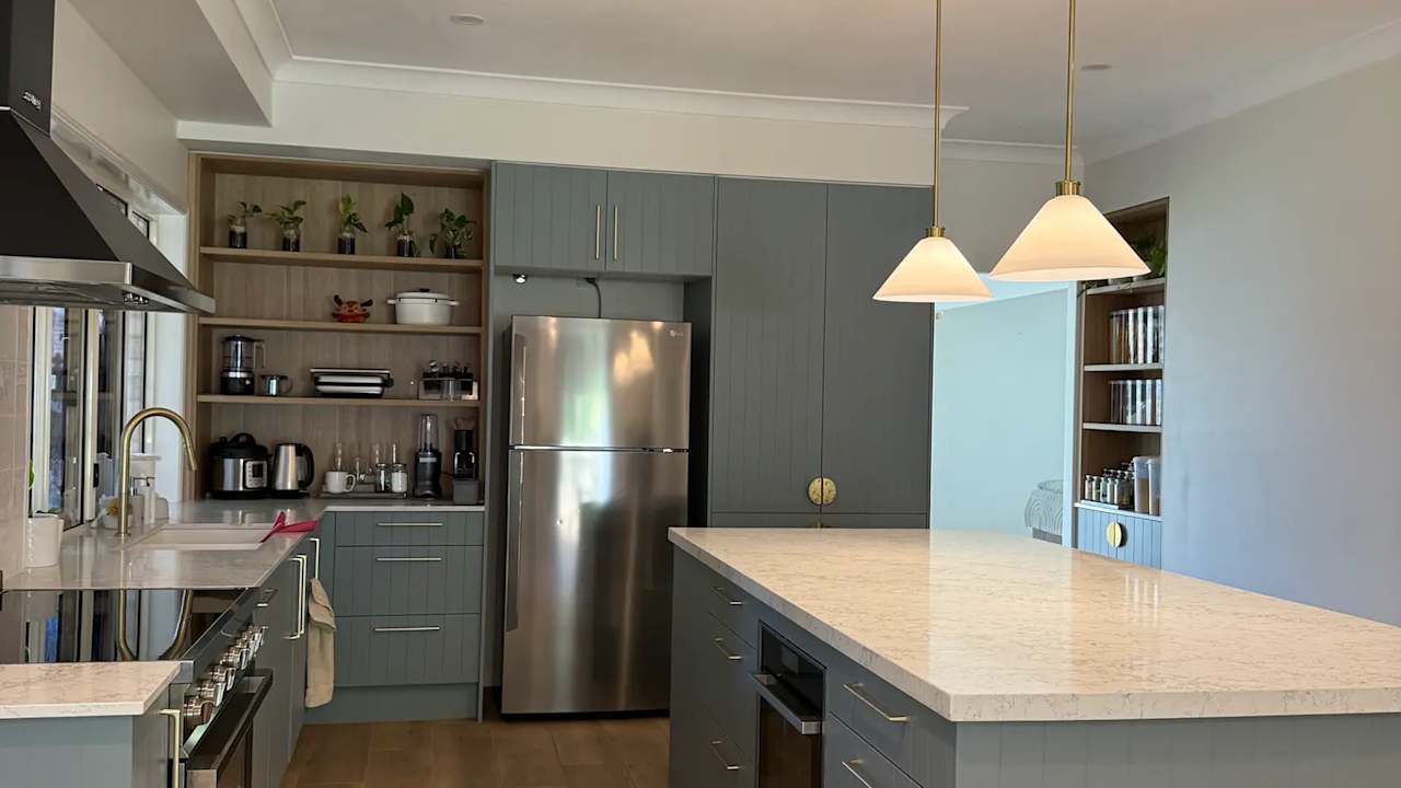 Furnished room in a share house