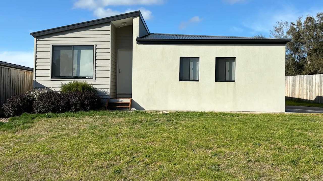 Room in a share house