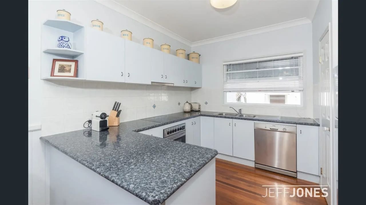 Furnished room with ensuite in a share house