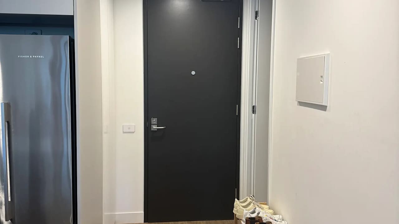 Whole property with 2 rooms for rent