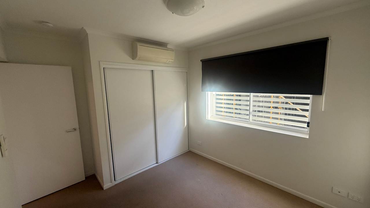 Unfurnished room with own bathroom