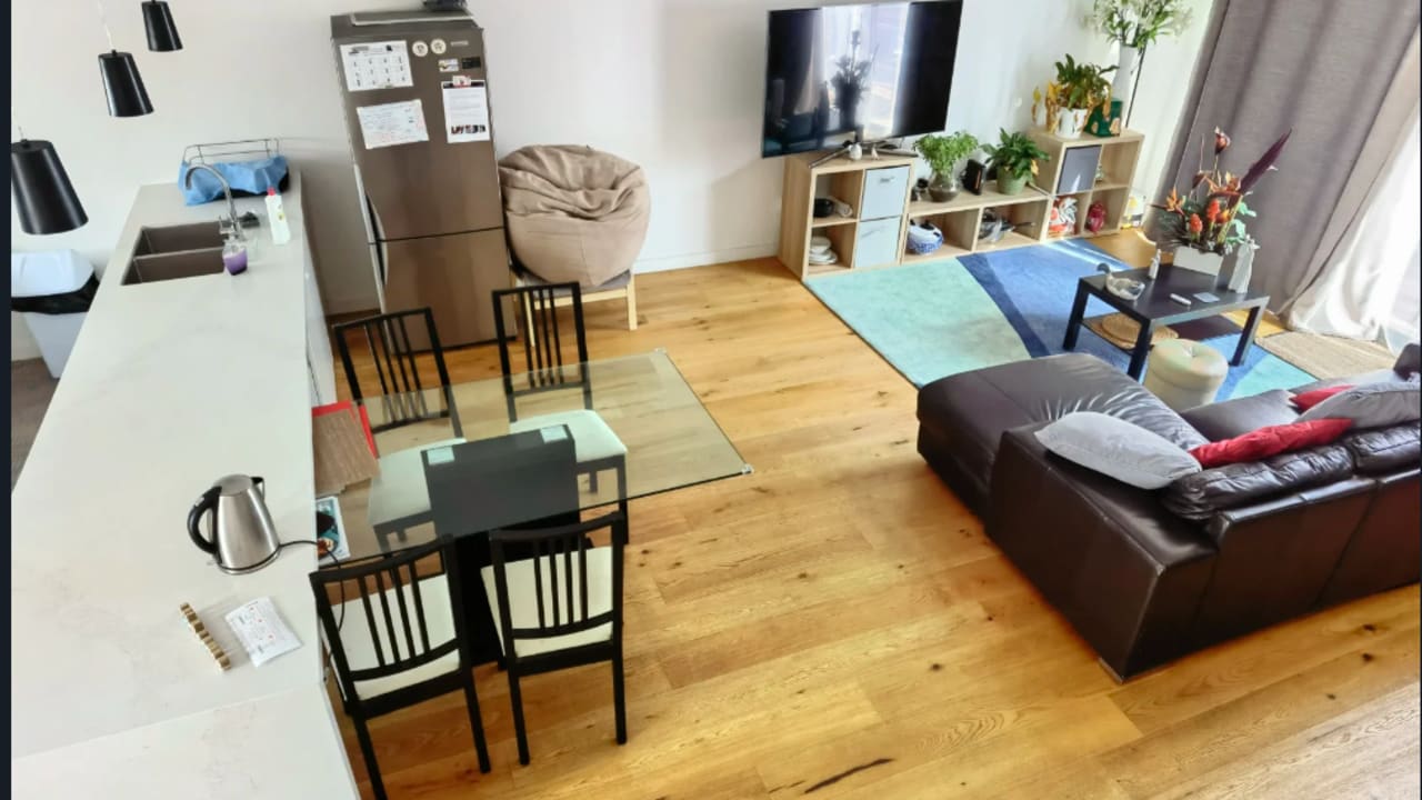 Furnished room in a share house