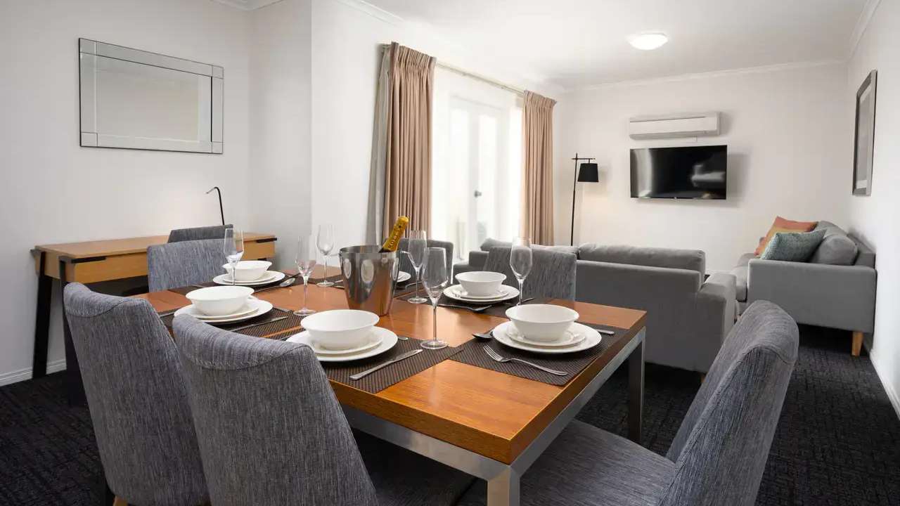 Whole property with 3 rooms for rent