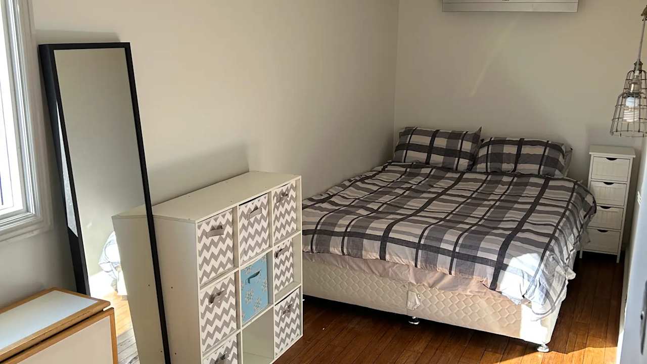Furnished room studio flat for rent