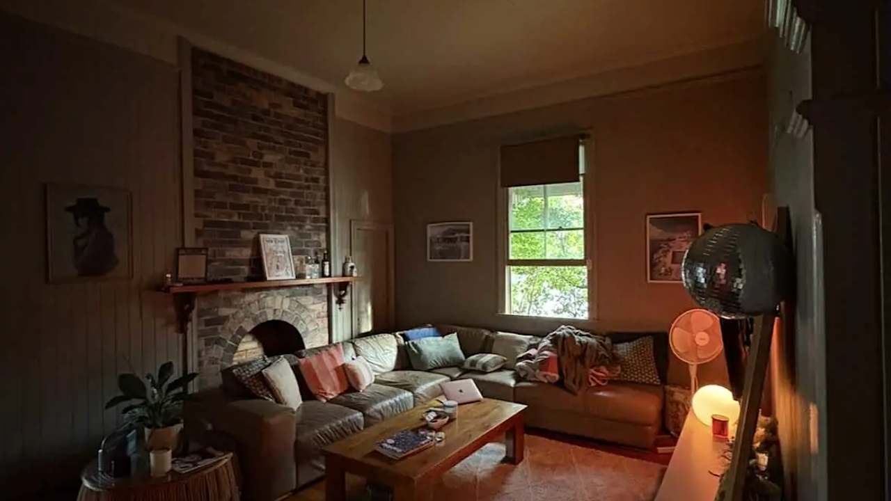 Unfurnished room in a share house