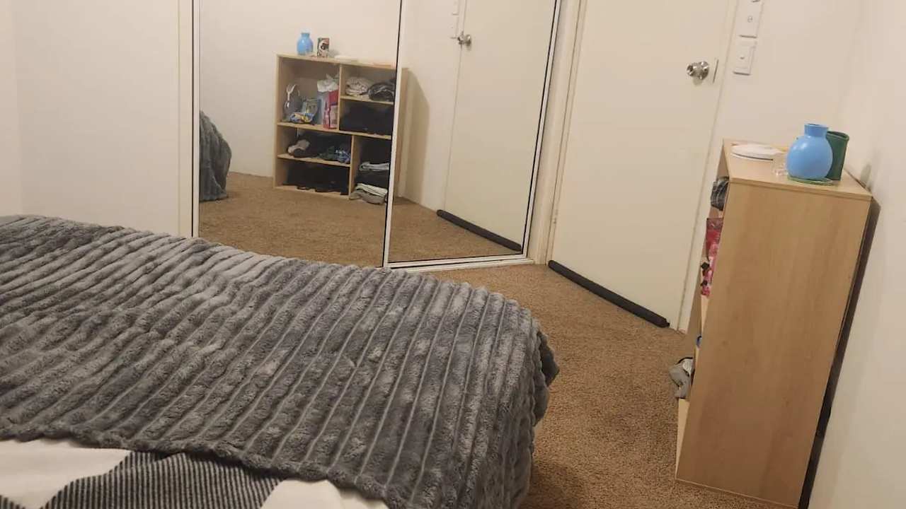 Furnished room with own bathroom