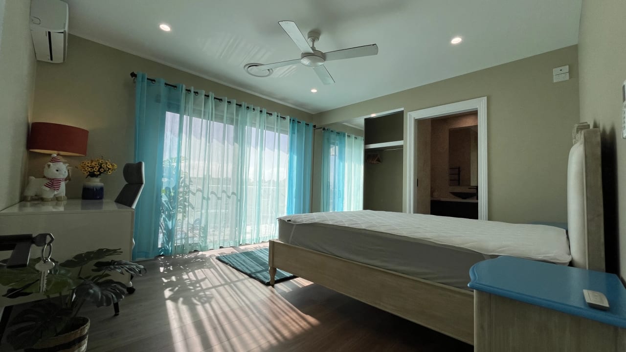Furnished room with ensuite in a share house