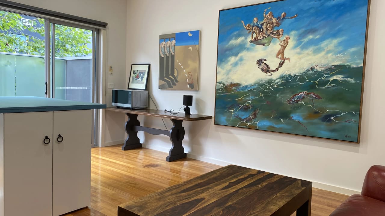 Furnished room in a flatshare