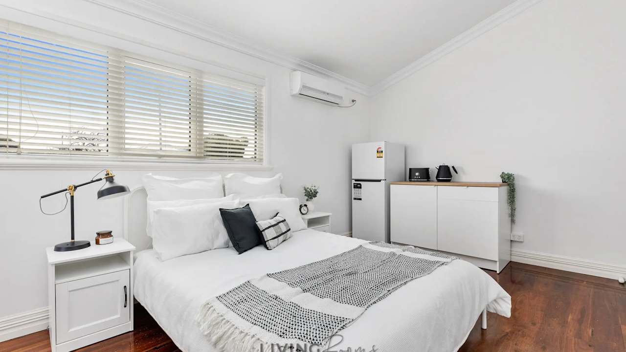 Furnished room with ensuite in a share house