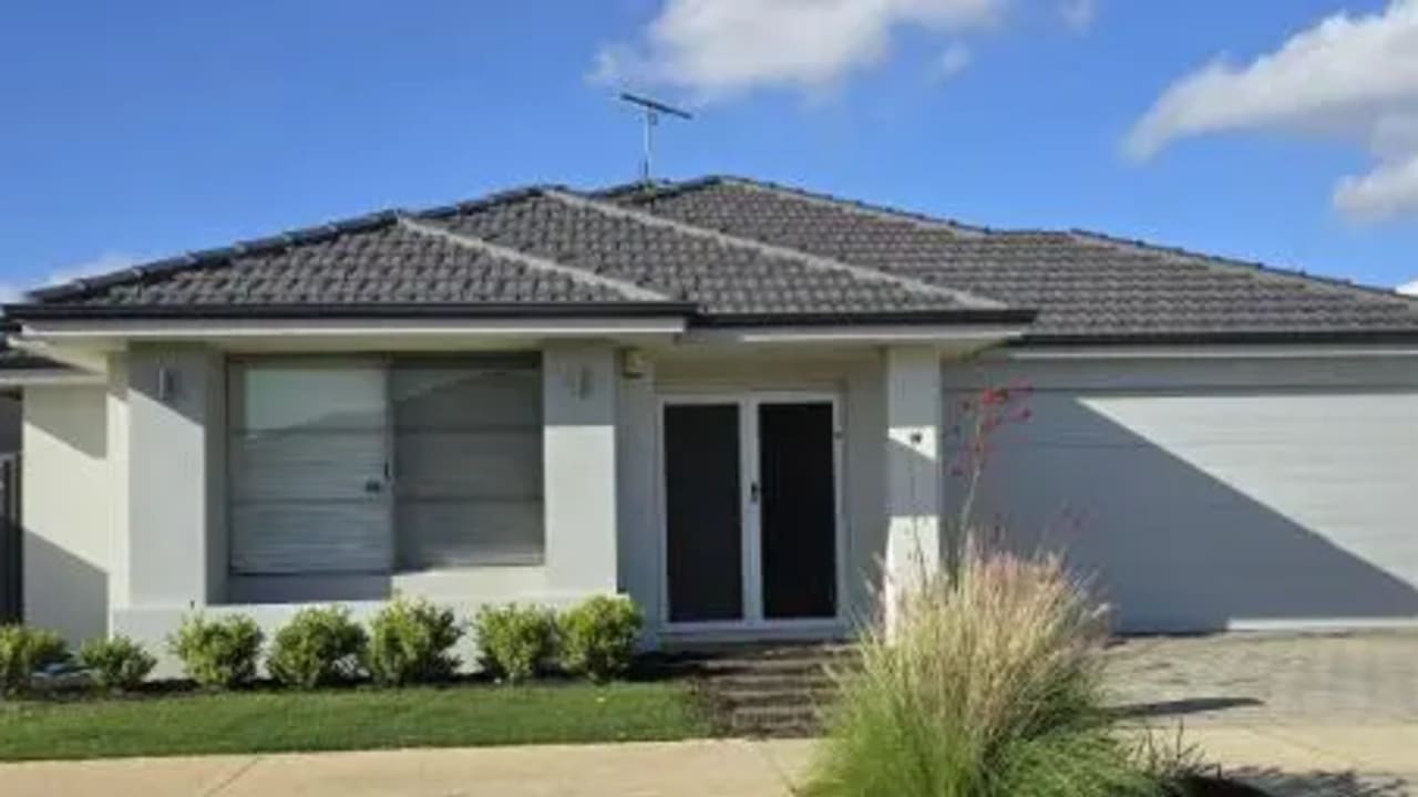 Unfurnished room with ensuite in a share house