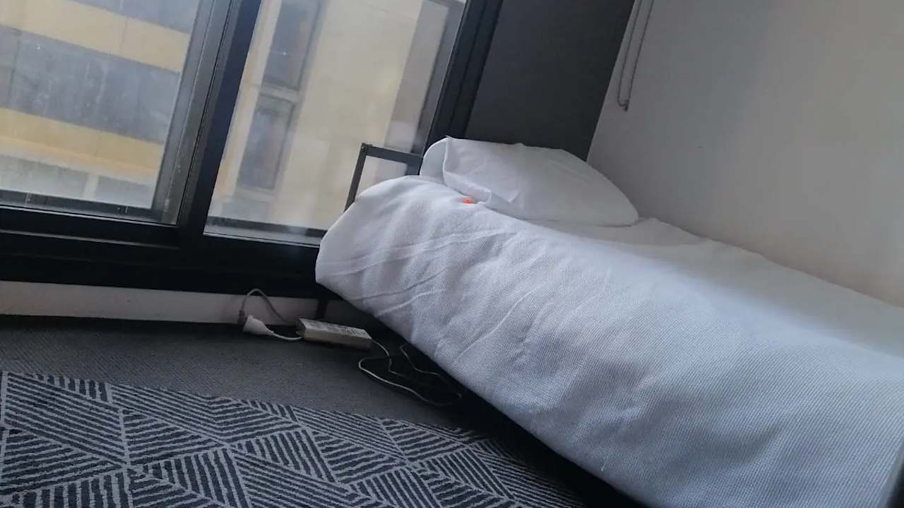 Furnished room in a flatshare