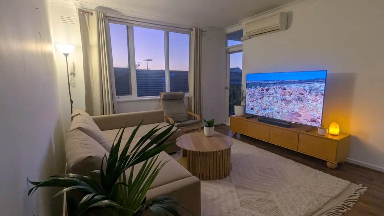 Furnished room in a flatshare