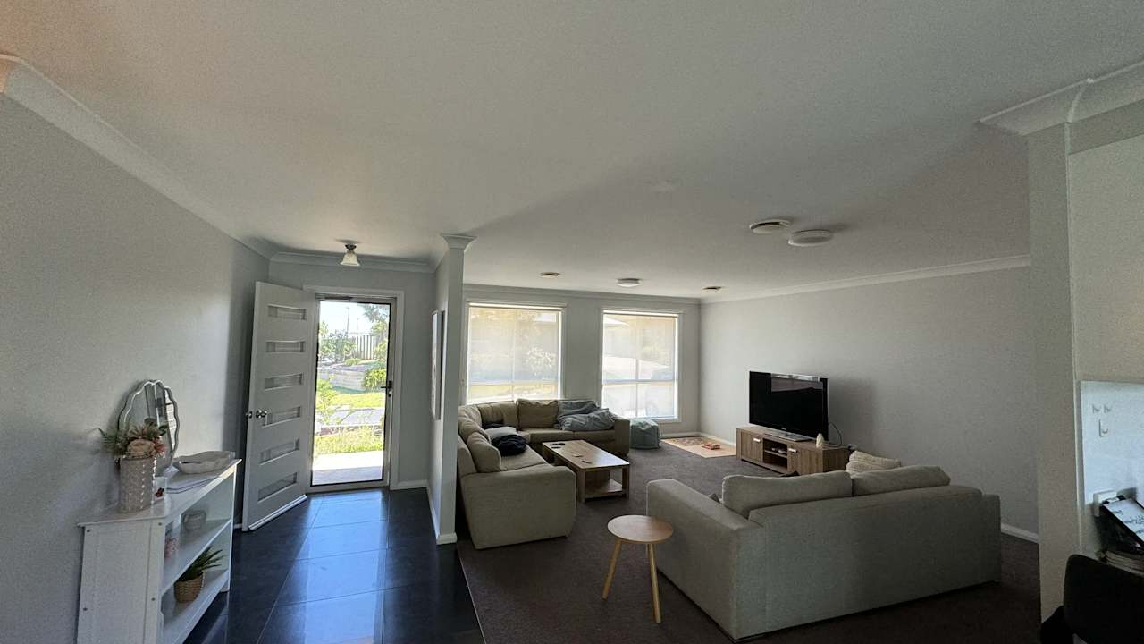 Room in a share house